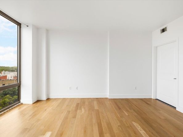 412 Kings Highway 6C, Brooklyn NY 11223