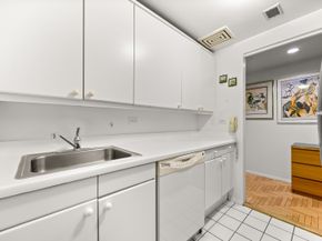 106 Central Park S 4D, New York NY 10019