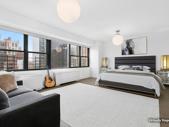 305 East 40th Street 20CD, New York NY 10016