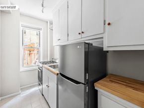 300 West 53rd Street 1M, New York NY 10019