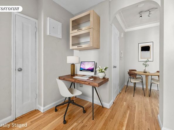 300 West 53rd Street 1M, New York NY 10019