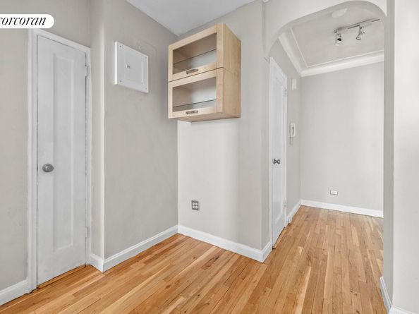 300 West 53rd Street 1M, New York NY 10019