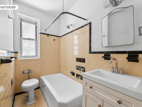 300 West 53rd Street 1M, New York NY 10019
