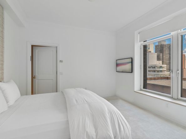 515 Park Avenue 19FL, New York NY 10022
