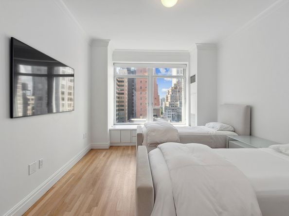 515 Park Avenue 19FL, New York NY 10022