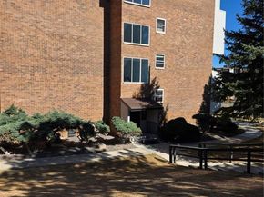 1250 Golden Circle 305, Golden CO 80401