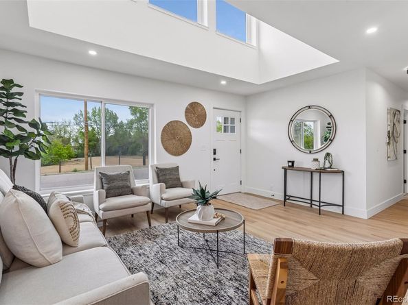 1474 W Lake Avenue, Littleton CO 80120