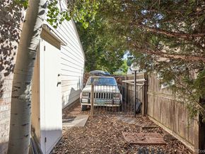 2009 S Rifle Street, Aurora CO 80013