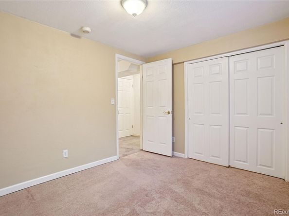 2009 S Rifle Street, Aurora CO 80013