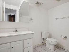 2009 S Rifle Street, Aurora CO 80013