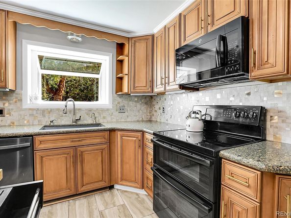 1120 S Dover Street, Lakewood CO 80232
