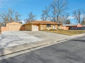 398 S Queen Circle, Lakewood CO 80226