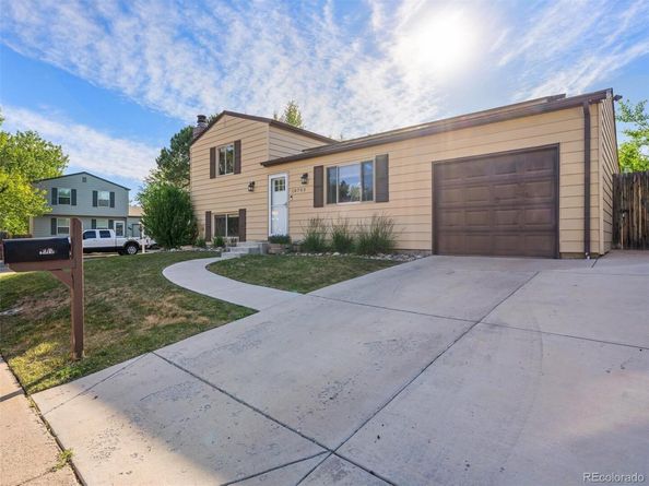 10703 Moore Way, Broomfield CO 80021