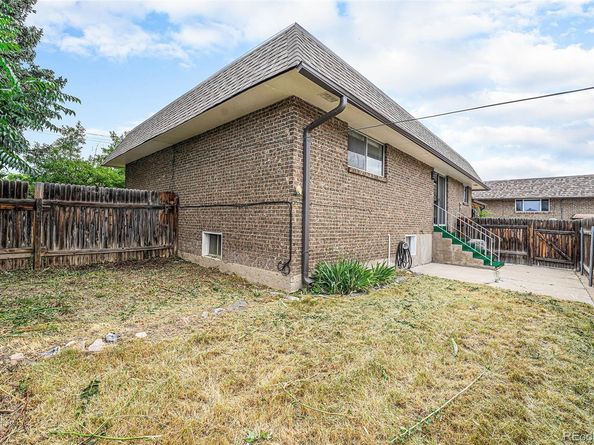 1830 Simms Street, Lakewood CO 80215