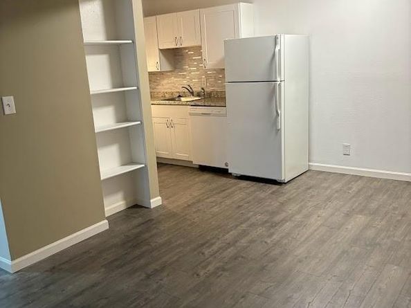 5300 E Cherry Creek South Drive 115, Denver CO 80246