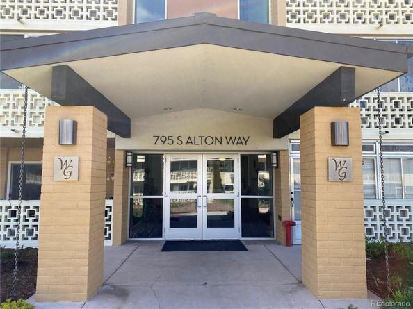 795 S Alton Way 8C, Denver CO 80247