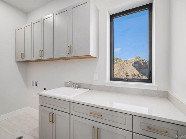 5287 Flora Way, Arvada CO 80002