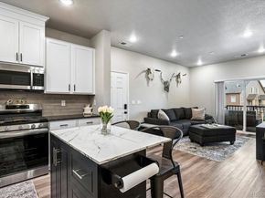 9962 W Victoria Place 301, Littleton CO 80127