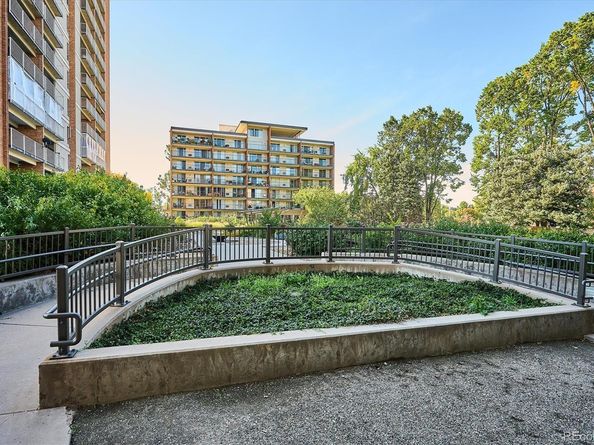 4800 E Hale Parkway 504N, Denver CO 80220