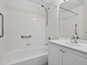 911 S Zeno Way 102, Aurora CO 80017