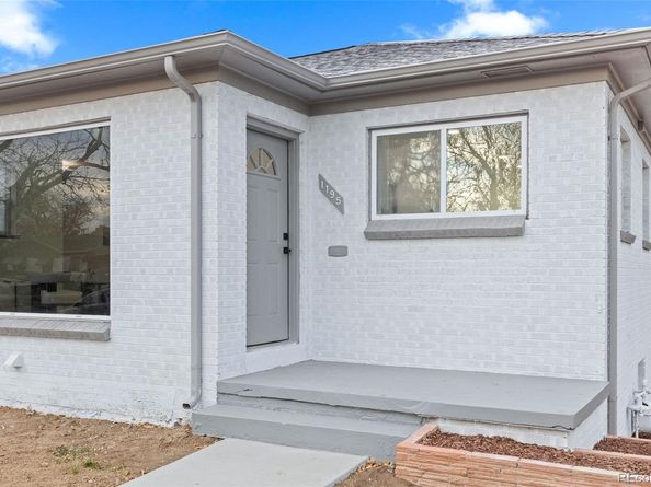 1195 Boston Street, Aurora CO 80010
