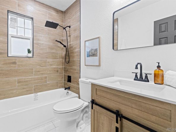 1195 Boston Street, Aurora CO 80010