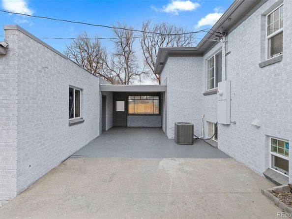 1195 Boston Street, Aurora CO 80010