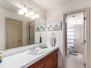 7009 S Netherland Way, Aurora CO 80016