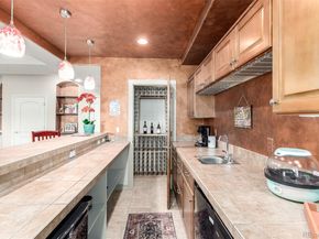 7009 S Netherland Way, Aurora CO 80016