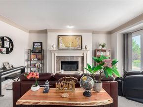 7009 S Netherland Way, Aurora CO 80016