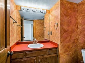 4251 S Fairplay Circle B, Aurora CO 80014