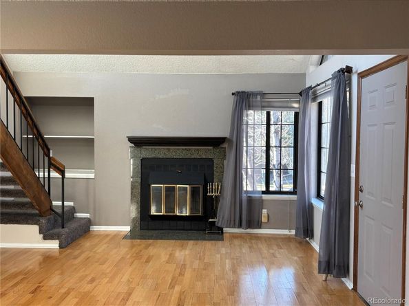 826 S Vance Street E, Lakewood CO 80226