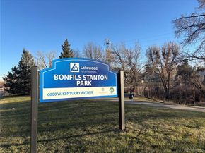 826 S Vance Street E, Lakewood CO 80226