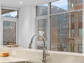 1155 Canyon Boulevard 209, Boulder CO 80302