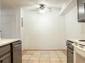 1075 S Elkhart Way 102, Aurora CO 80012