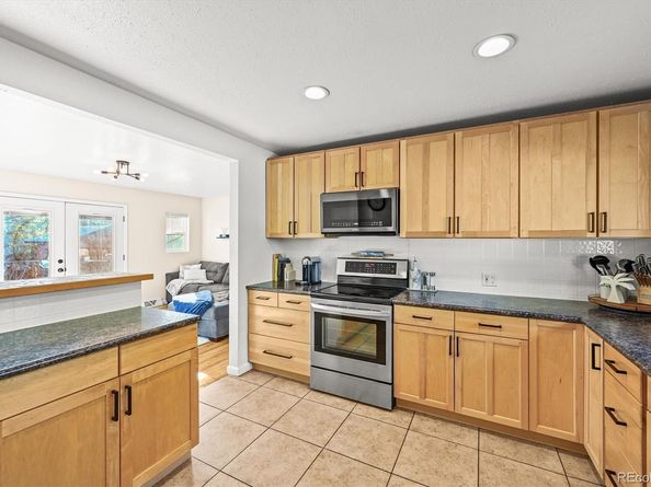 950 S Pierson Way, Lakewood CO 80226