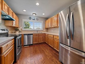 817 S Evanston Circle, Aurora CO 80012