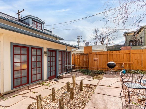 2530 Arapahoe Street, Denver CO 80205