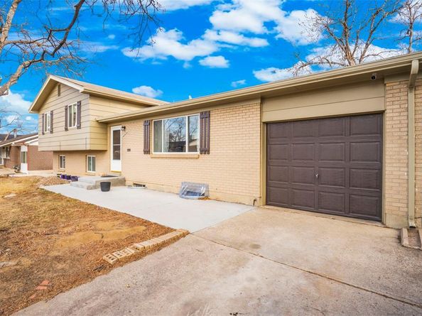 11892 Mccrumb Drive, Denver CO 80233