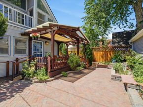 942 S Pennsylvania Street, Denver CO 80209