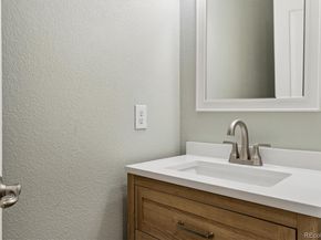 7004 S Fultondale Circle, Aurora CO 80016