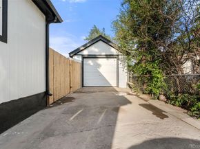 1636 Geneva Street, Aurora CO 80010