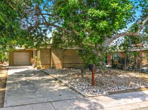 1225 Dallas Street, Aurora CO 80010