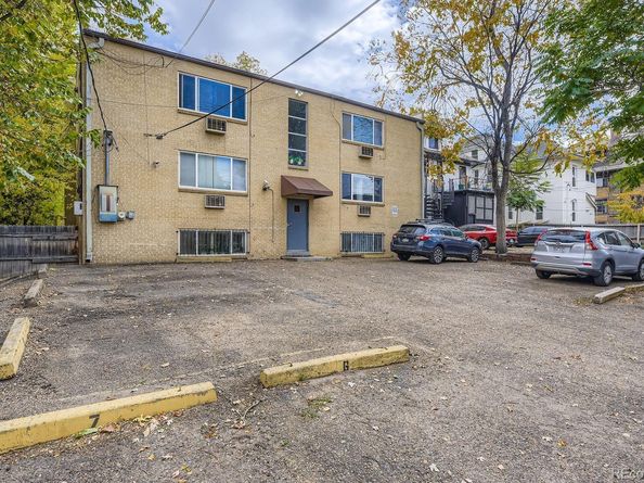 Undisclosed Address #8610647, Denver CO 80218