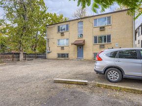 Undisclosed Address #8610647, Denver CO 80218