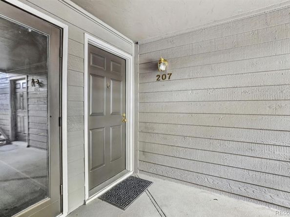 2575 S Syracuse Way E207, Denver CO 80231