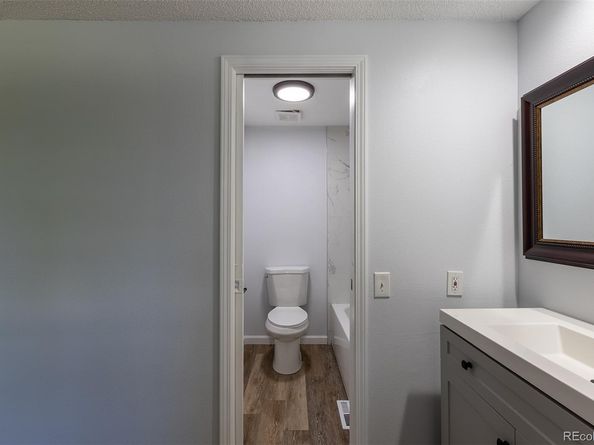 8780 E Yale Avenue C, Denver CO 80231