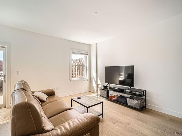 1950 N Logan Street 411, Denver CO 80203