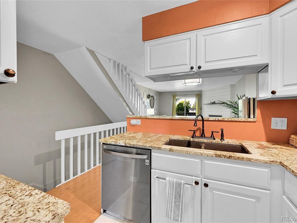9505 W Coal Mine Avenue F, Littleton CO 80123