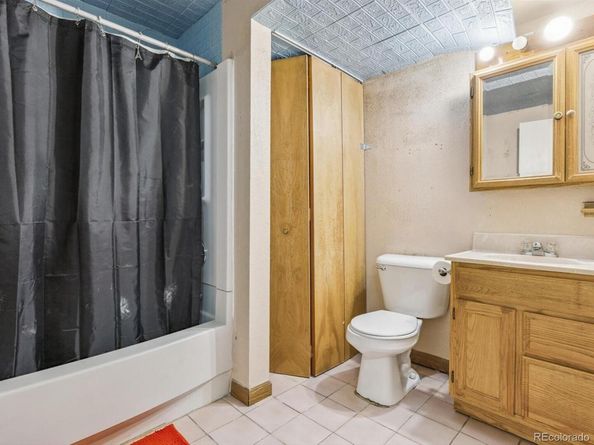 1462 S Laredo Way, Aurora CO 80017